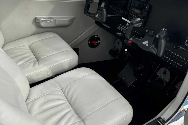 flight school versus college for pilots