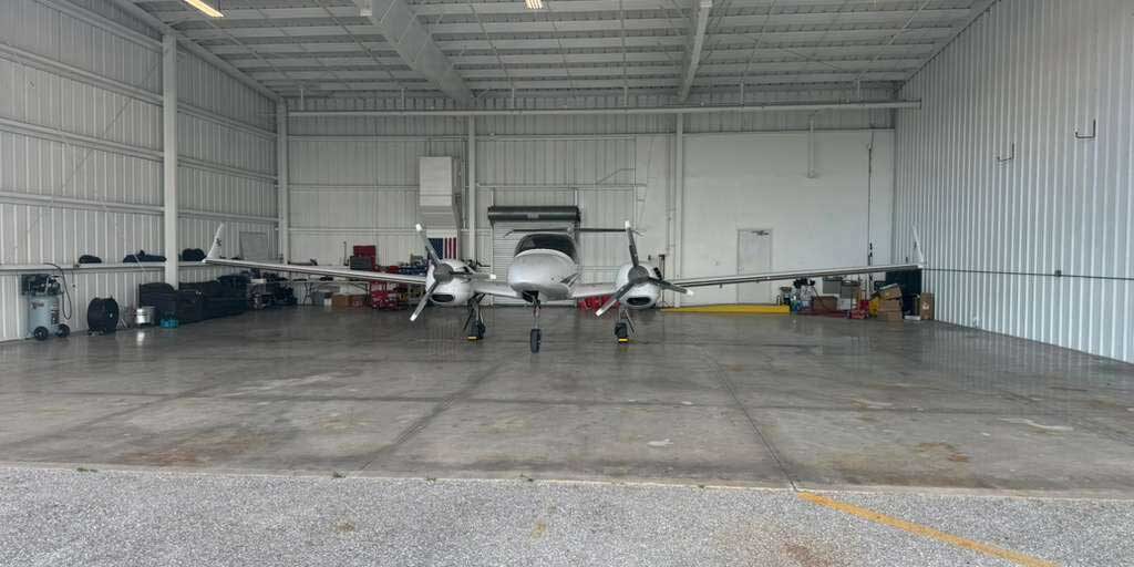 Diamond DA-42 multi-engine training